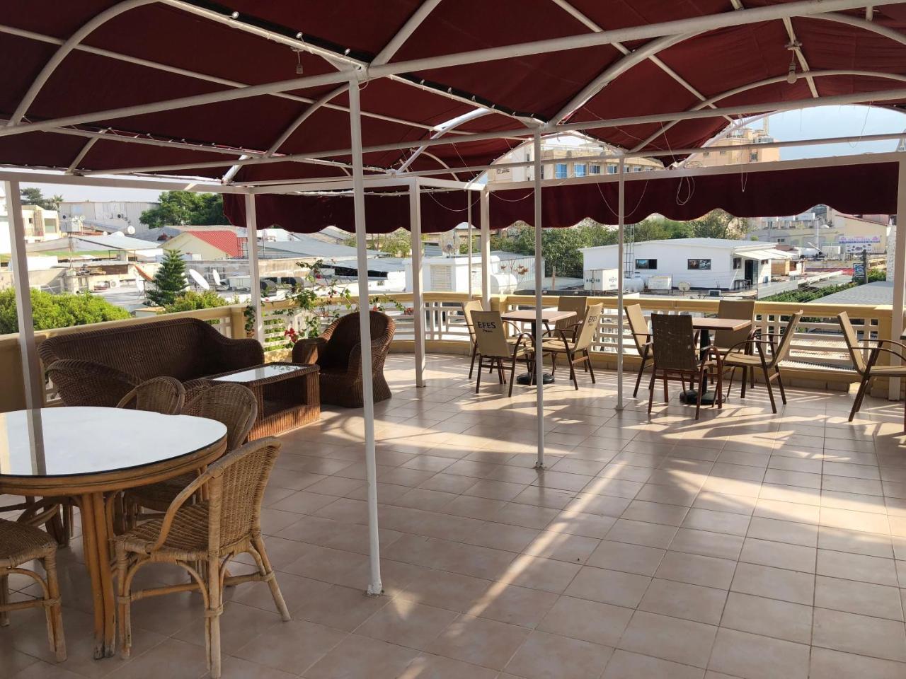 Lord'S Residence Boutique Hotel كيرينيا المظهر الخارجي الصورة