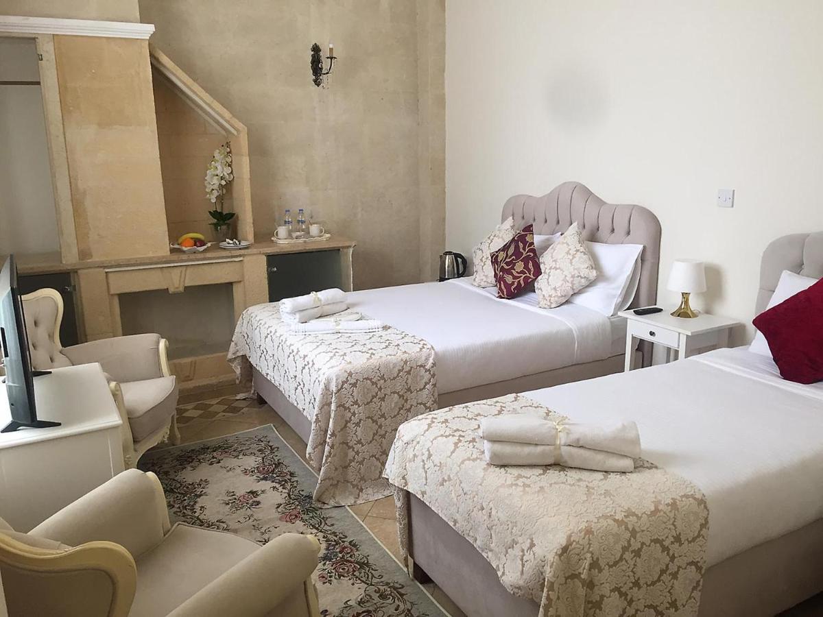 Lord'S Residence Boutique Hotel كيرينيا المظهر الخارجي الصورة