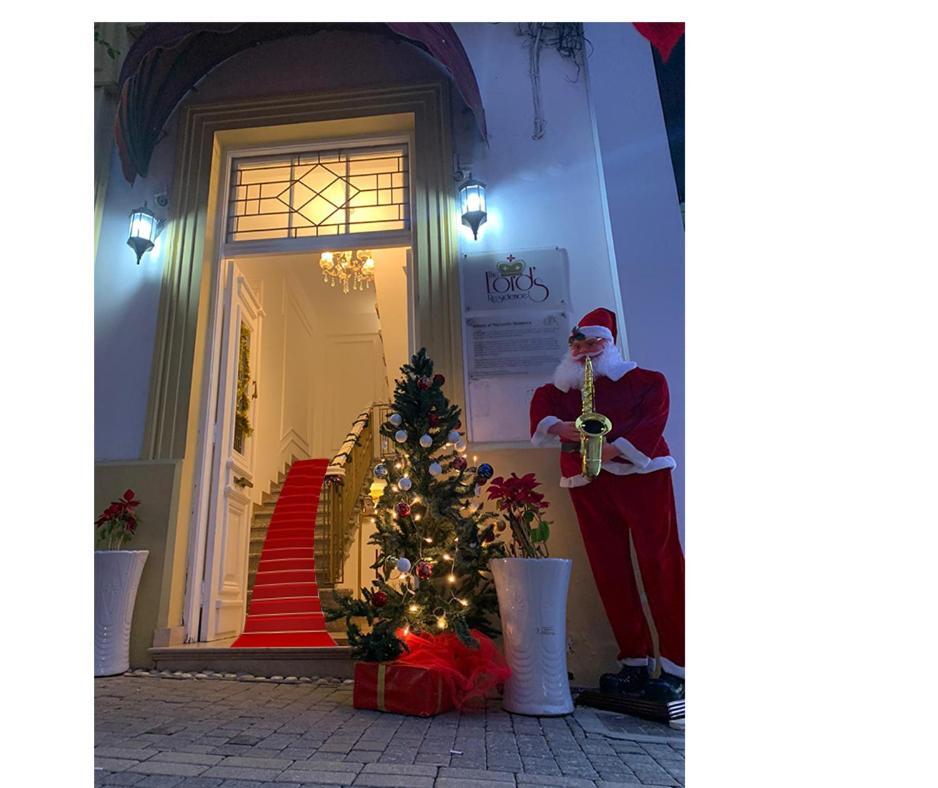 Lord'S Residence Boutique Hotel كيرينيا المظهر الخارجي الصورة